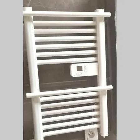 Appartement Geneva Step, Grand Appartement Cosy au pied du tram 17 pour le centre de Genève